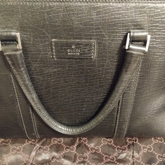 Authentic Gucci Black Leather Zipper Handbag - Picture 3 of 15